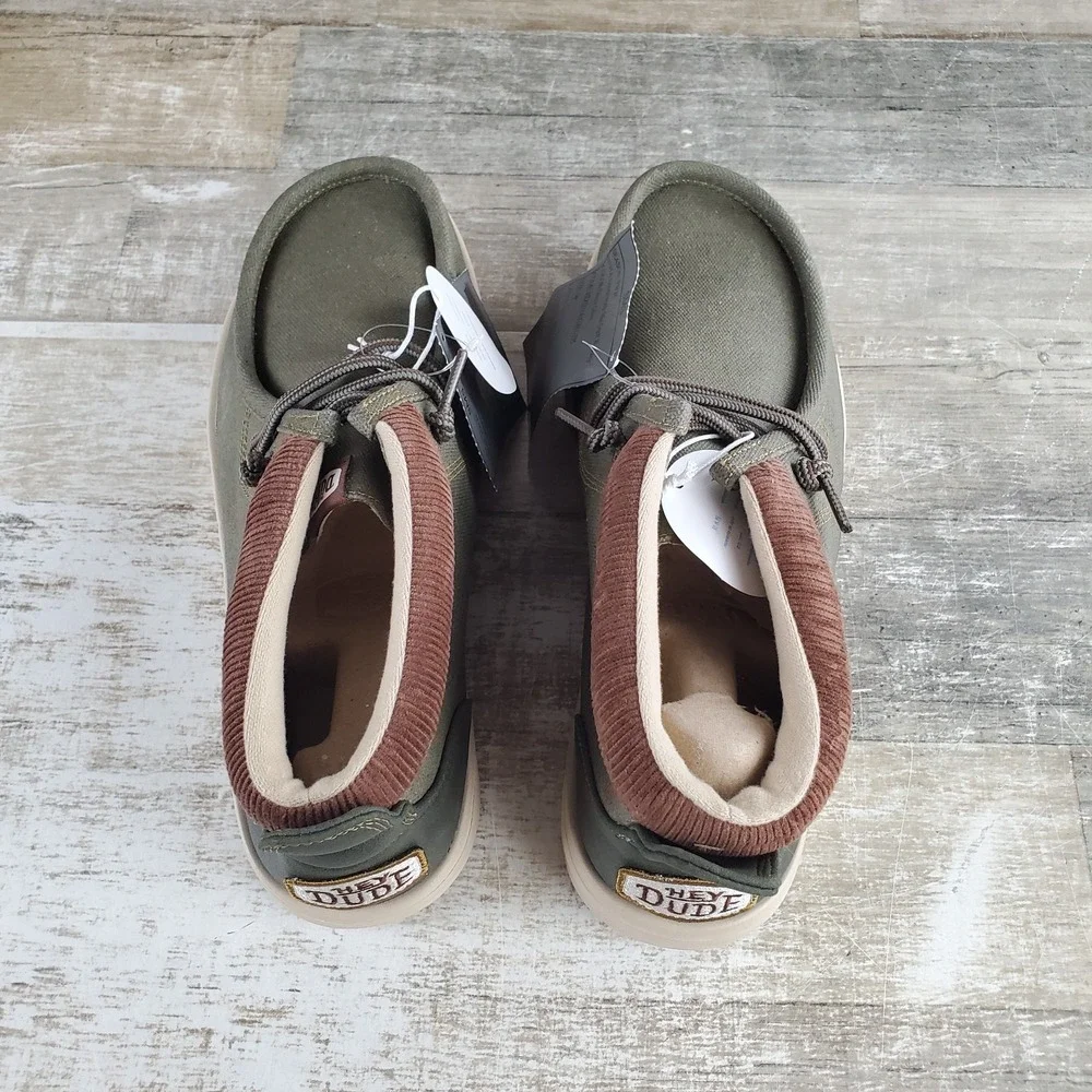 Hey Dude Wally Mid GripR Mens Shoes Sz 9 Dusty Olive Round Toe Slip On Workwear
